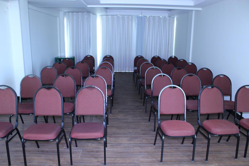Vertentes Suítes Hotel Conselheiro Lafaiete Exterior foto